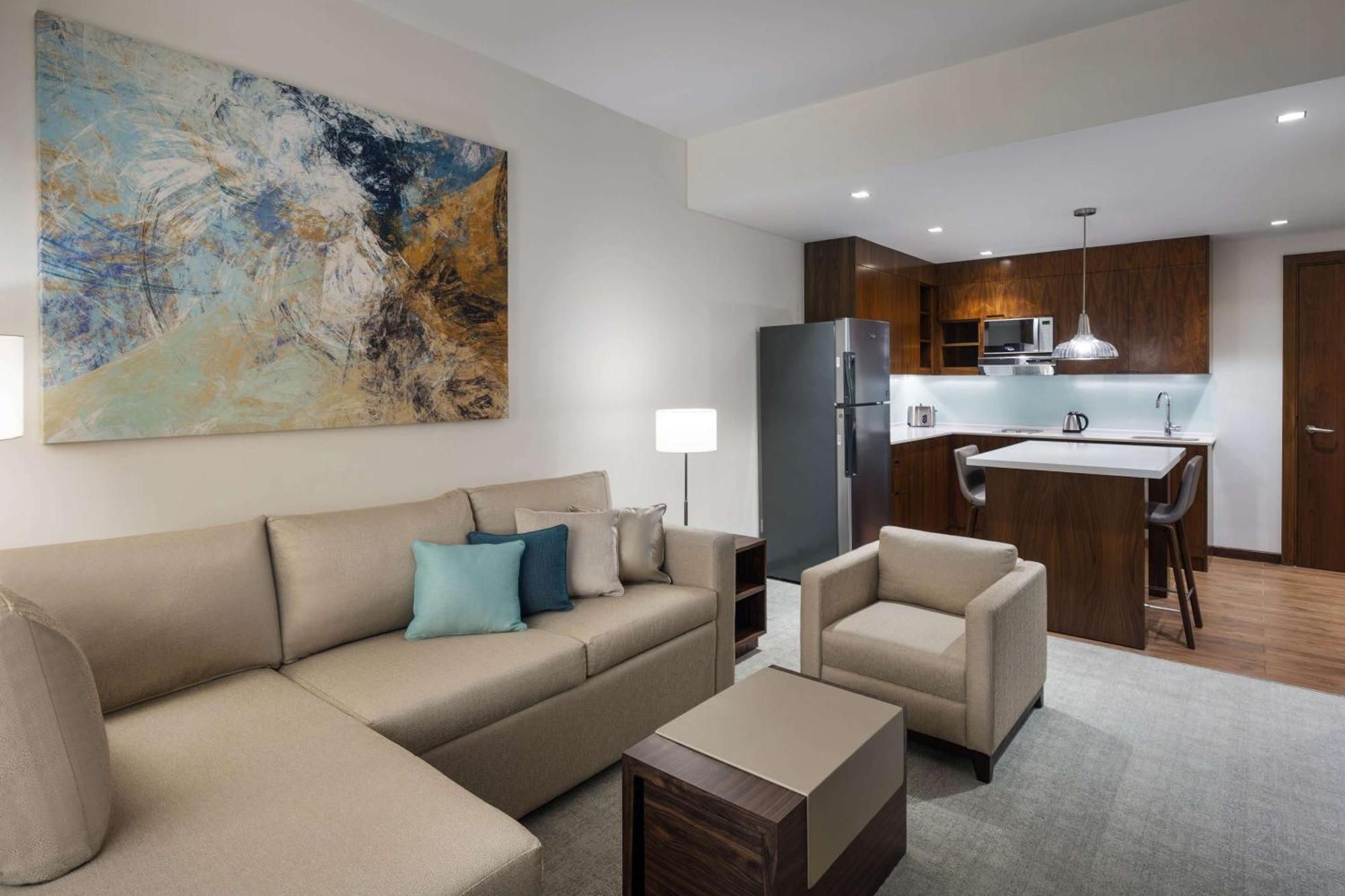 Отель Hyatt House Jeddah Sari Street Экстерьер фото